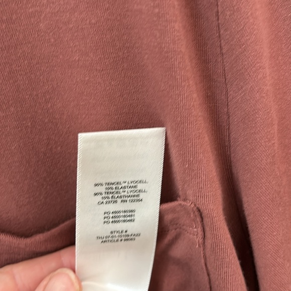 Aritzia Wilfred free cropped tshirt - Picture 4 of 5